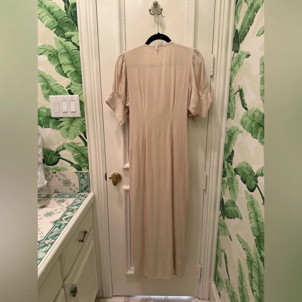 Free People questions leave